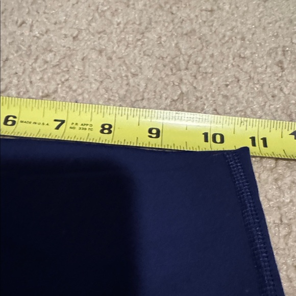 Lululemon full length leggings size 2 navy blue w/sheer patches on legs - Picture 6 of 6